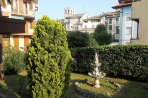 Spacious apartment very close to the center